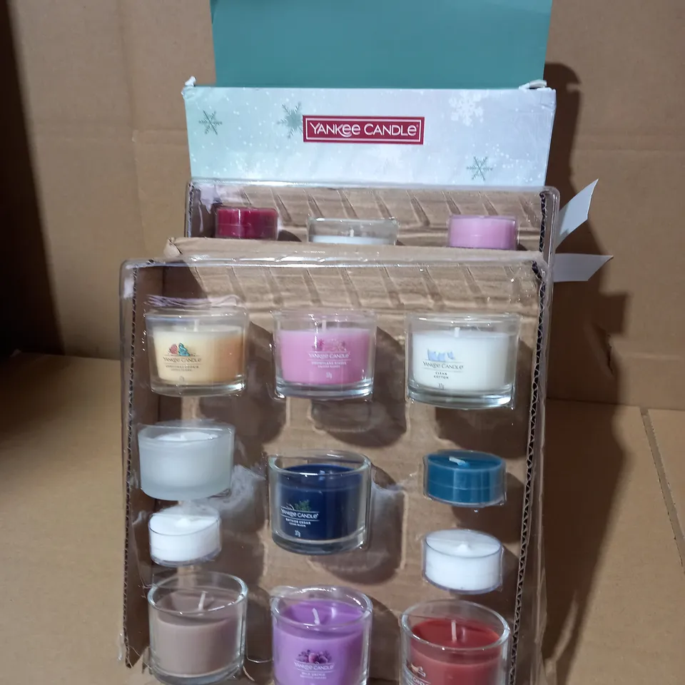 YANKEE CANDLE BOOK ADVENT CALENDAR RRP £39.99