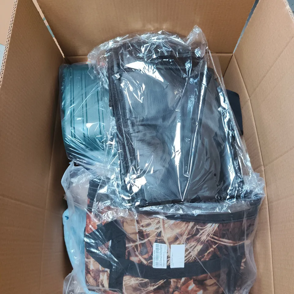 BOX OF APPROXIMATELY 20 ASSORTED ITEMS TO INCLUDE WATERING CAN, GARDEN SOLAR LIGHTS, 4 PIN FLUORESCENT LIGHT BULB ETC
