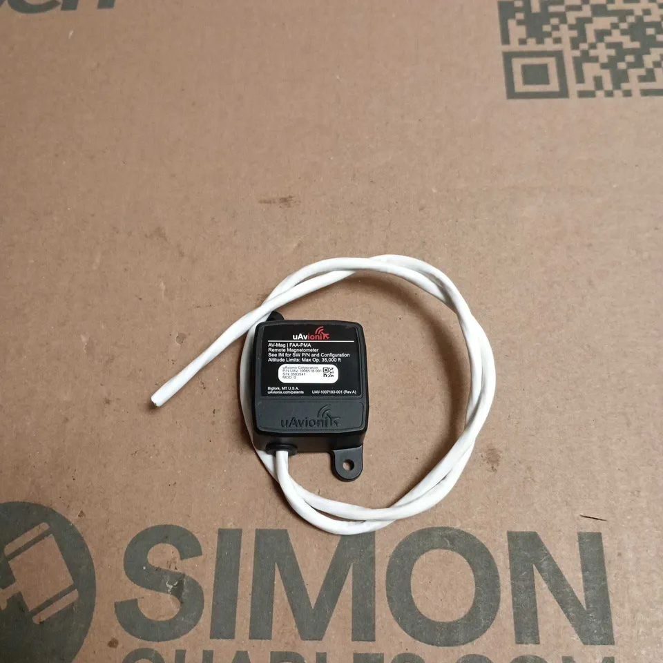 UAVIONIX AV-MAG PMA AV-30 EXTERNAL MAGNETOMETER – BOXED
