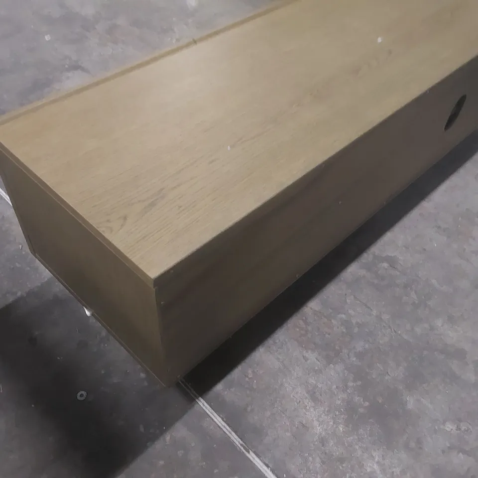 BEAULAH PANELLED MEDIA UNIT - 125CM