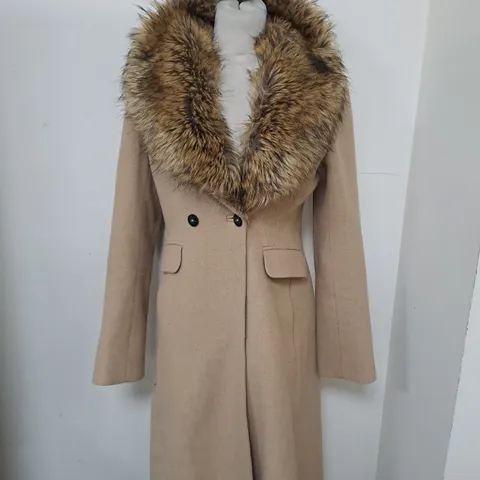 HOBBS WOMENS BUTTON COAT WITH FAUX FIR COLLAR SIZE 6