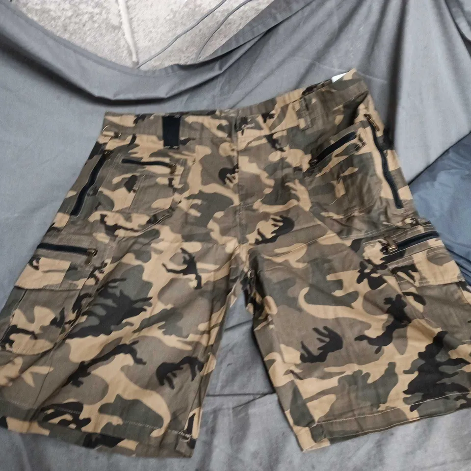 MEN'S CAMOUFLAGE CARGO SHORTS 2XL
