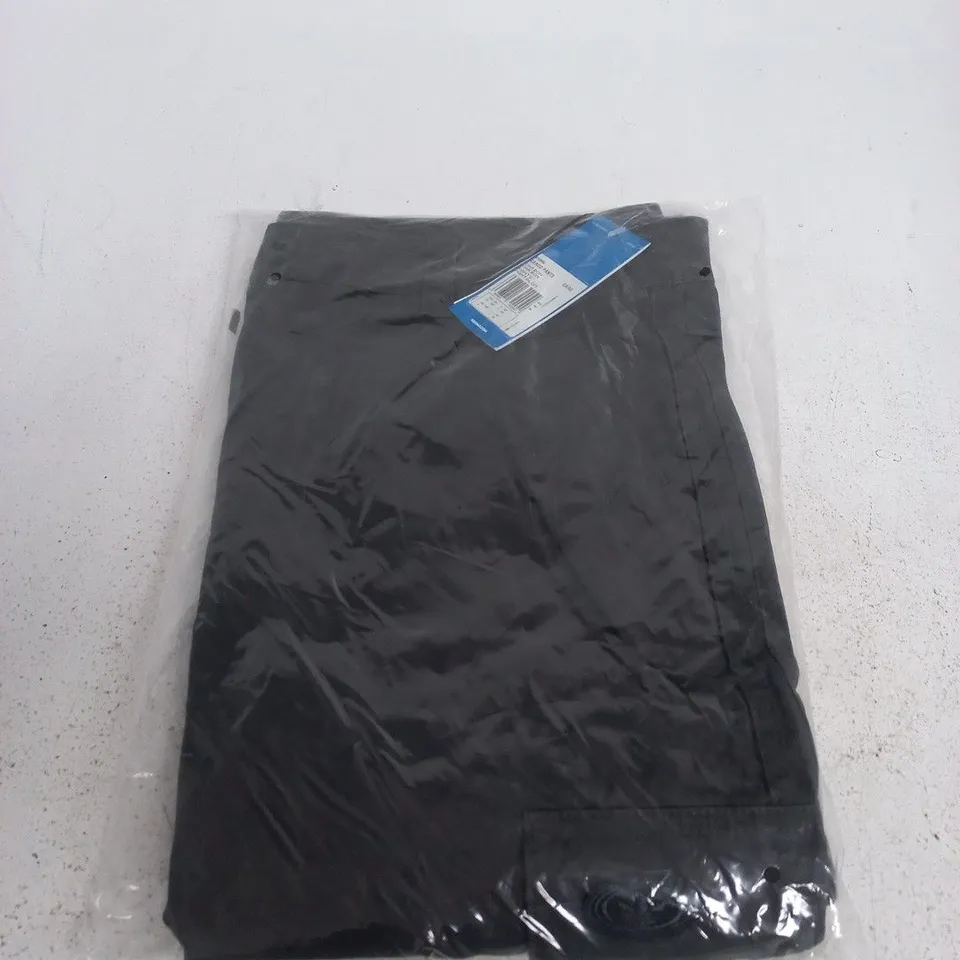 ADIDAS ORIGINALS CARGO PANTS – BLACK, UK 36