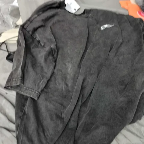 CHAMPION LOGO SWEATSHIRT – CHARCOAL GREY, SIZE M