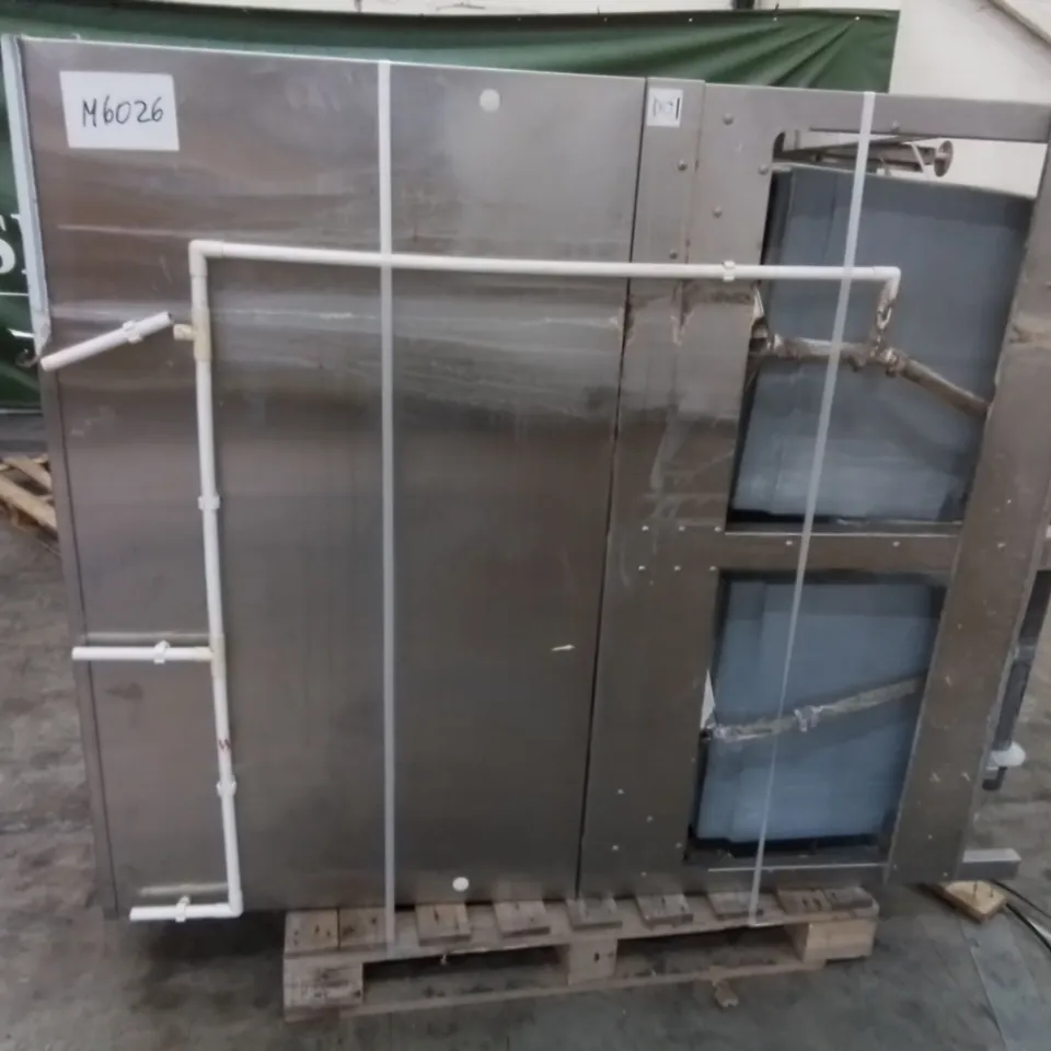 FOLLETT LITS1350SG ICE TRANSPORT SYSTEM WITH 2 X FOLLETT ICE TRANSPORTATION TROLLEY UNITS 