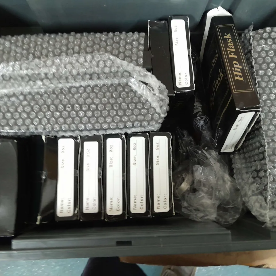 APPROXIMATELY 20  ASSORTED HOUSEHOLD ITEMS TOO INCLUDE, HIP FLASKS  ETC 