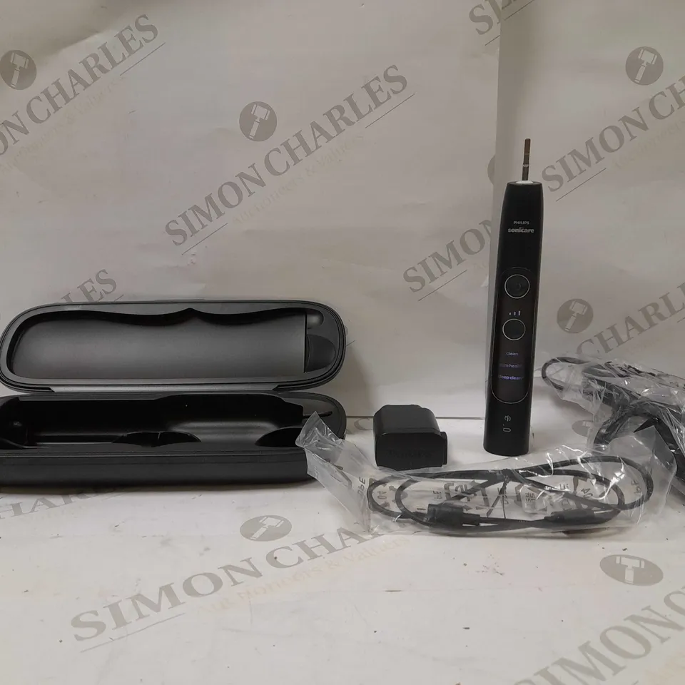 PHILIPS SONICARE 7300 EXPERTCLEAN TOOTHBRUSH