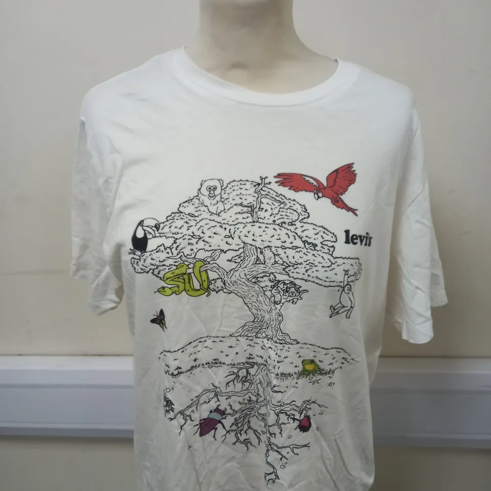 LEVIS GRAPHIC T-SHIRT SIZE M