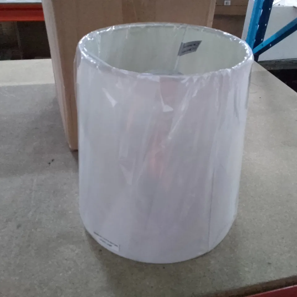 BOX WHITE LAMP SHADE