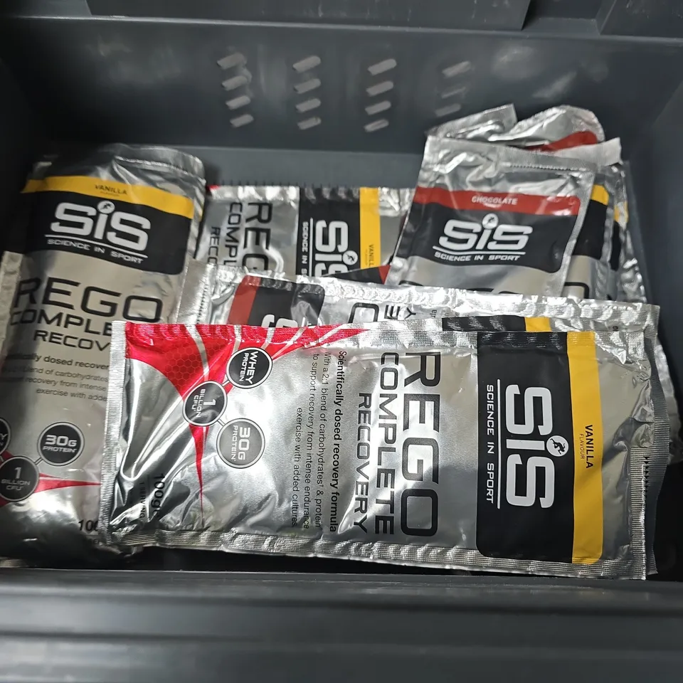 LOT OF 16 PACKS OF SIS REGO COMPLETE RECOVERY PACKS  - CHOCOLATE AND VANILLA