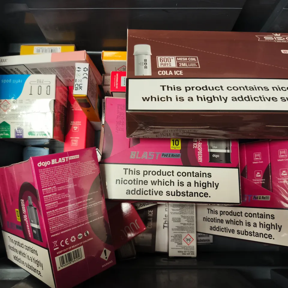 APPROXIMATELY 20 ASSORTED E-CIGARETTE PRODUCTS TO INCLUDE BRANDS SUCH AS VAPORESSO, SIKE, JUUL2, ETC - COLLECTION ONLY