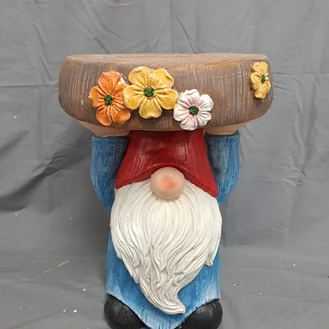 GARDEN GNOME STOOL