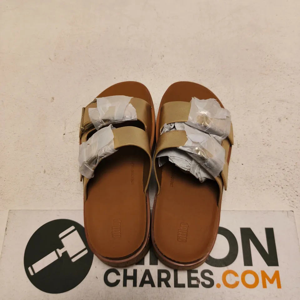 FITFLOP CORK TWO-BAR LEATHER SLIDES – UK 5 (US 7, EU 38)