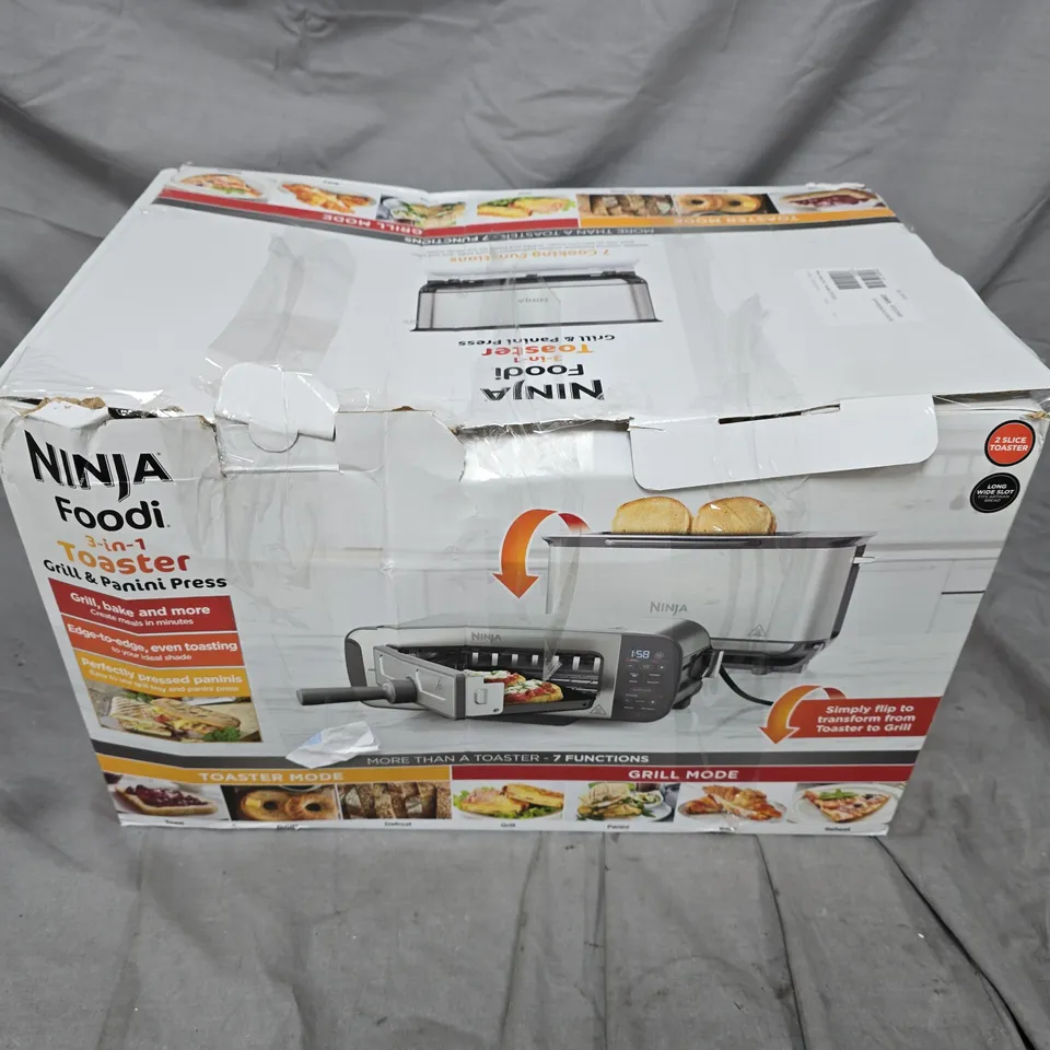 NINJA FOODI 3-IN-1 TOASTER ST202UK