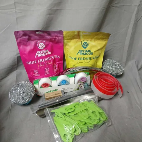 APPROXIMATELY 12 ASSORTED HOUSEHOLD ITEMS TO INCLUDE FRESHENERS, HANDLES, CLOTHING HOOK, ETC  
