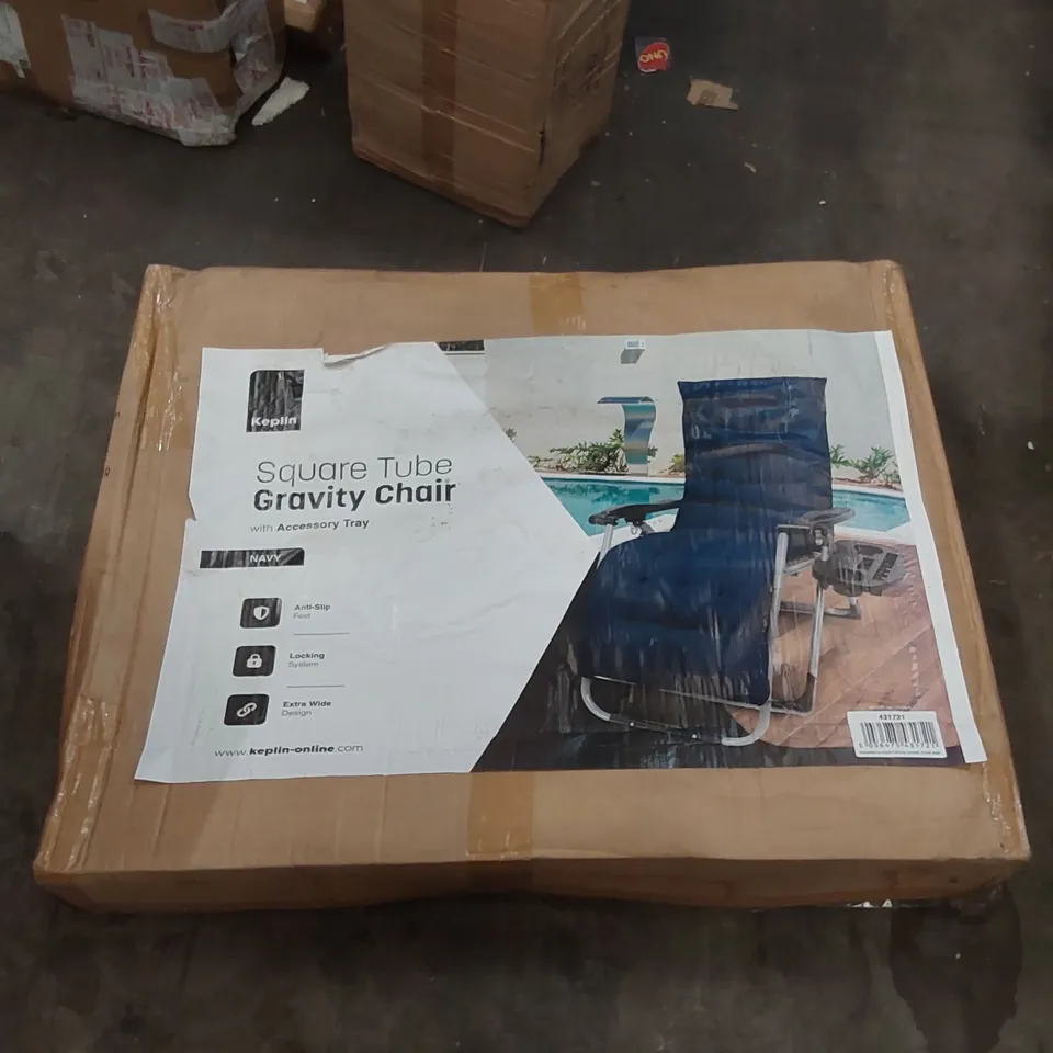 BOXED KEPLIN SQUARE TUBE GRAVITY CHAIR 
