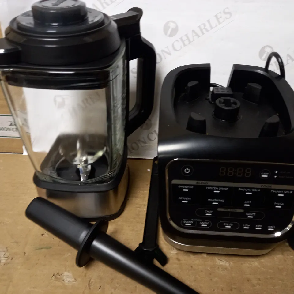 NINJA FOODI BLENDER & SOUP MAKER