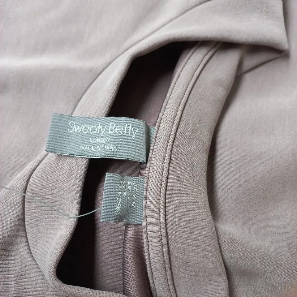 SWEATY BETTY SAND WASH CLOUDWEIGHT T‑SHIRT – TAUPE BROWN, SIZE M