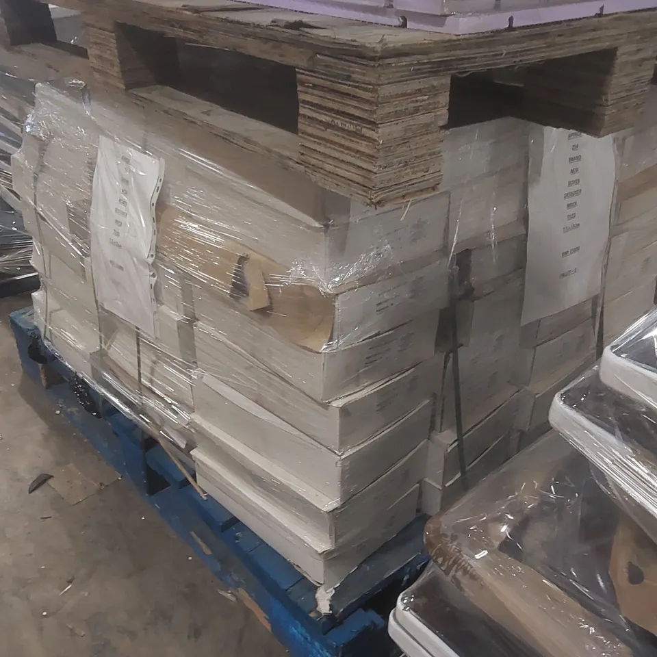 PALLET CONTAINING APPROXIMATELY 254x DESIGNER BRICK TILES, 50x GROOVED INSULATION BOARDS & ALUMINIUM PLATES