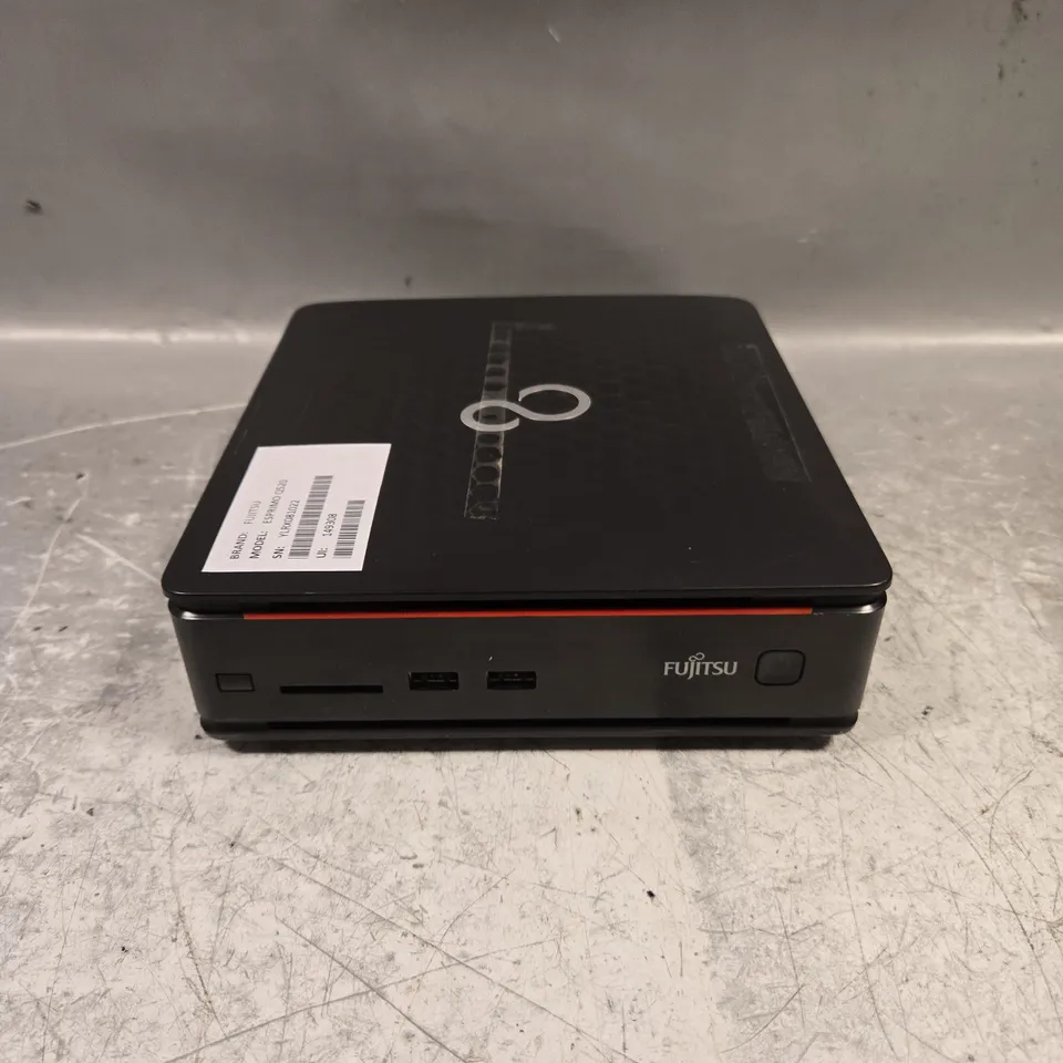 FUJITSU ESPRIMO Q520 MINI PC 