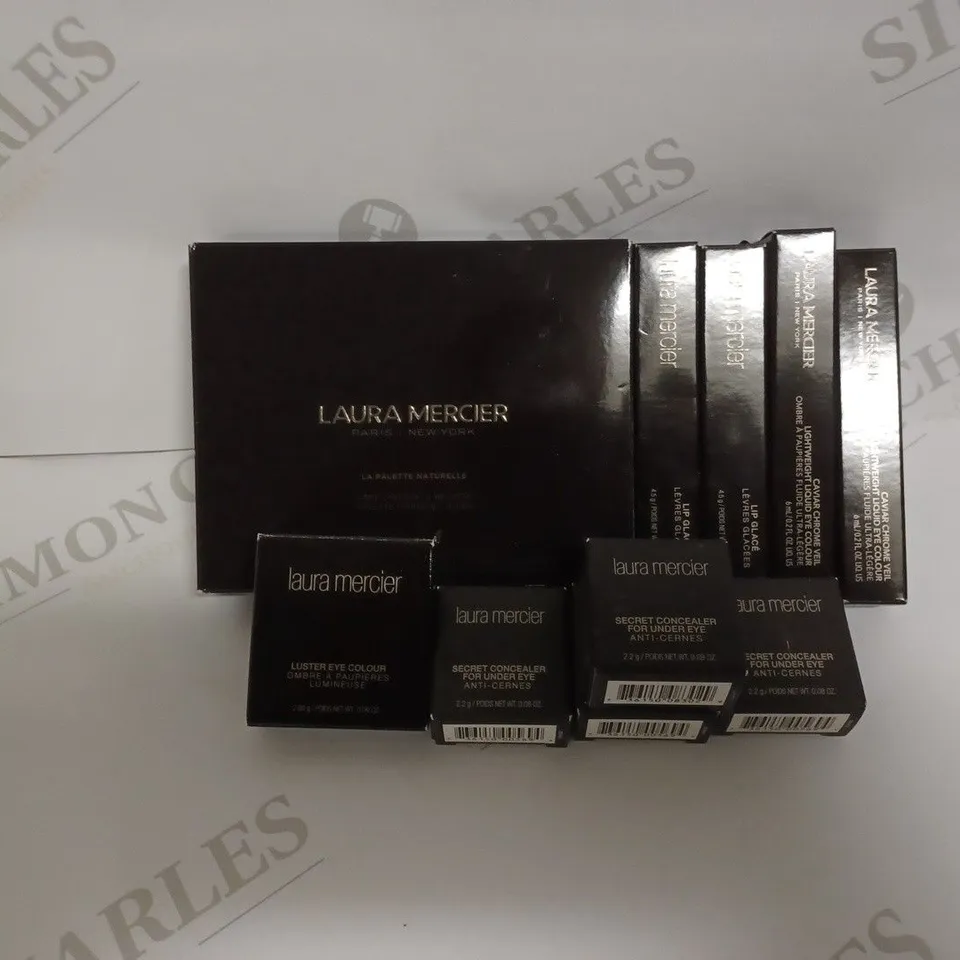 LOT OF 10 ASSORTED LAURA MERCIER BEAUTY PRODUCTS TO INCLUDE FACE & CHEEK PALLETE, EYE COLOUR, AND UNDER EYE CONCEALER 