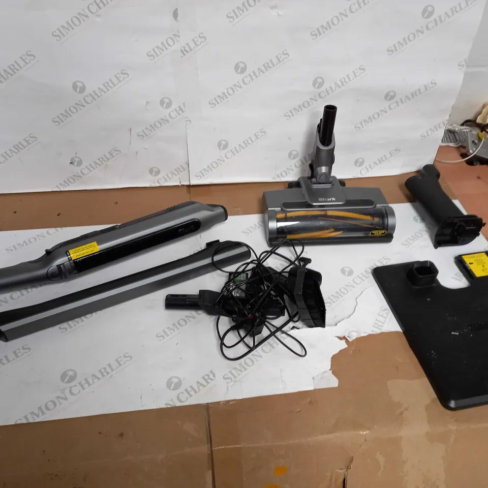 SHARK WANDVAC 2-IN-1 LIGHTWEIGHT CORDLESS HANDHELD VACUUM CLEANER WV361UK