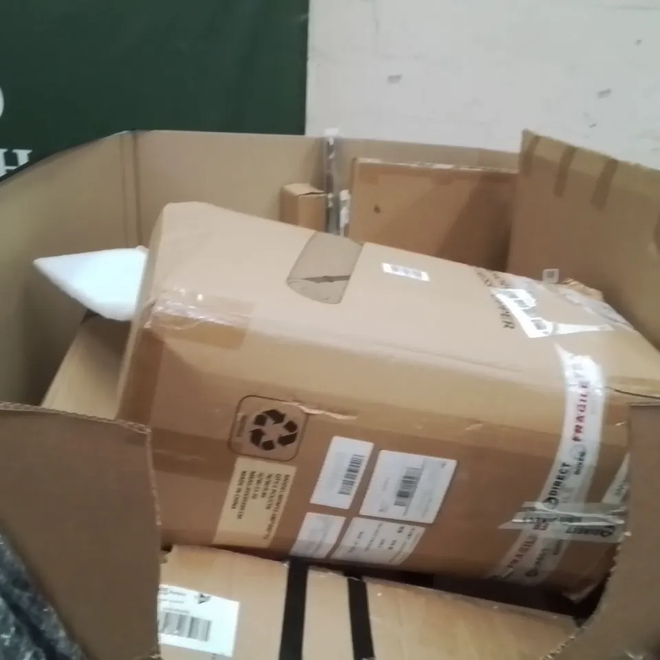 PALLET OF ASSORTED HOUSEHOLD GOODS AND PRODUCTS TO INCLUDE;PANORAMIC GLASS,WALL CLOCK,EVA FOAM