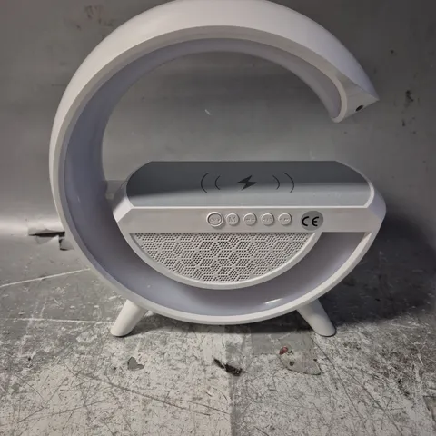BOXED WIRELESS CHARGING SPEAKER 