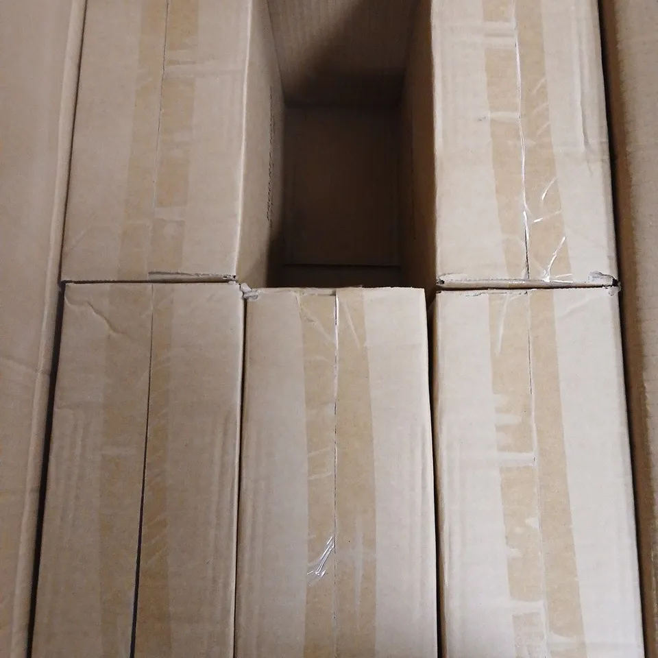 BOX OF 6 DEXAM CHRISTMAS CAKE STANDS IN WHITE