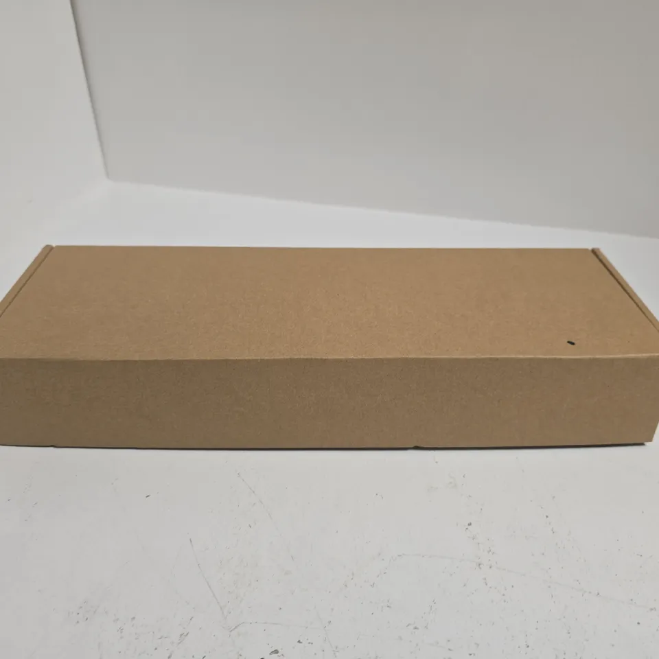 BOXED HOT COMB SET TO INCLUDE HOT COMB, WIG CAPS, HAIR CLIPS, ETC