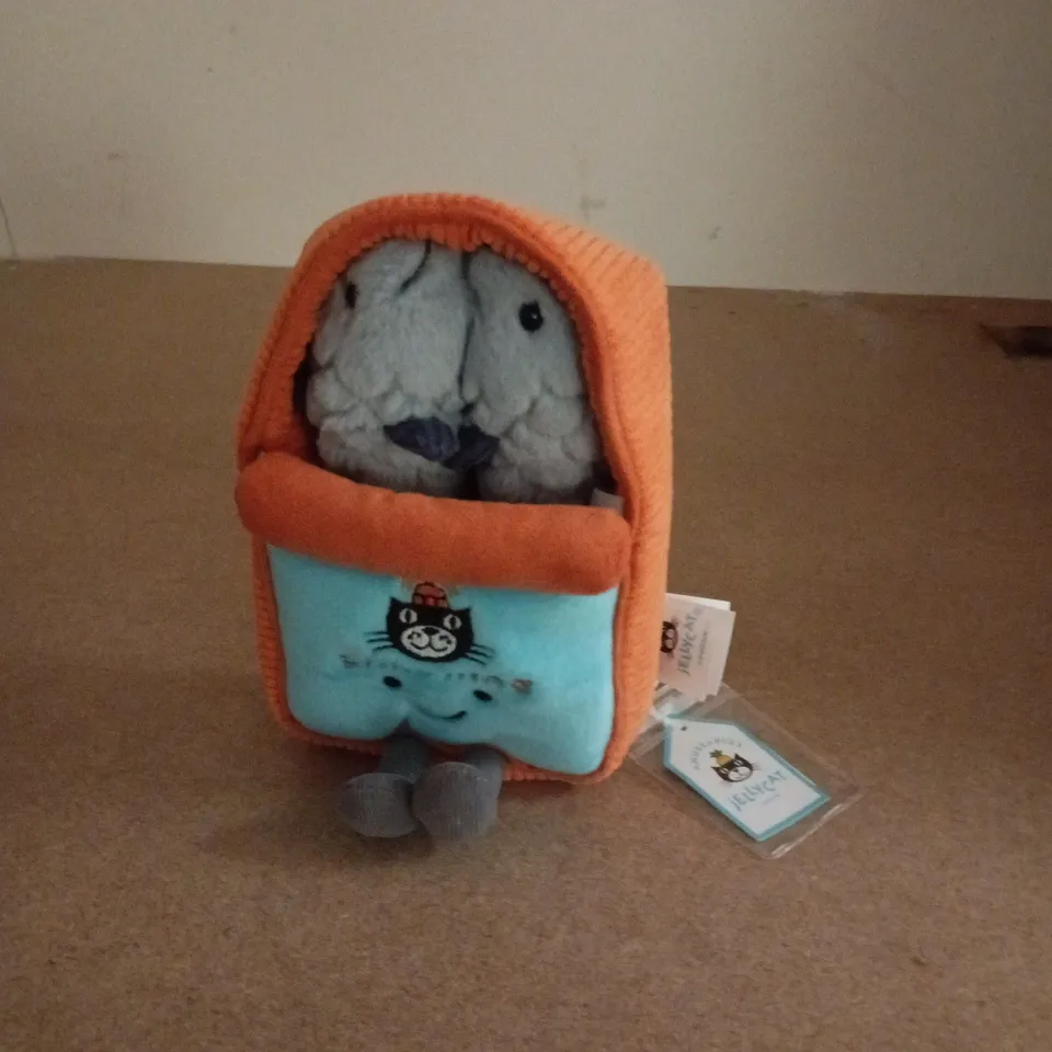 JELLYCAT AMUSEABLES SARDINE TIN