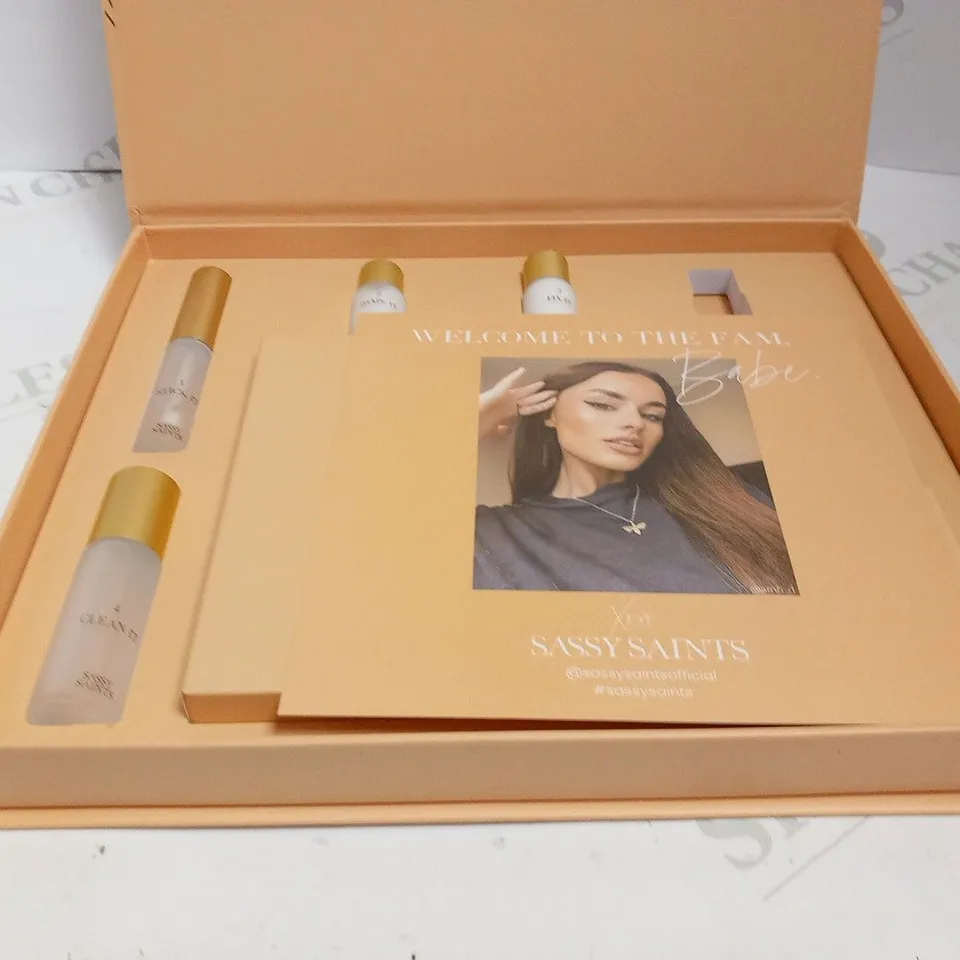 BOXED SASSY SAINT BROW LAMINATION KIT 
