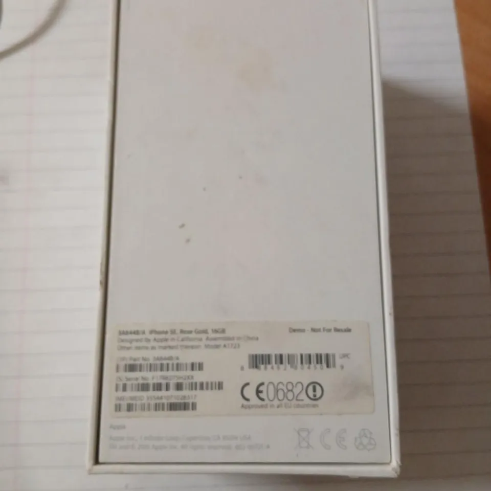 APPLE IPHONE SE (1ST GEN) 4-INCH SMARTPHONE – SILVER – BOXED