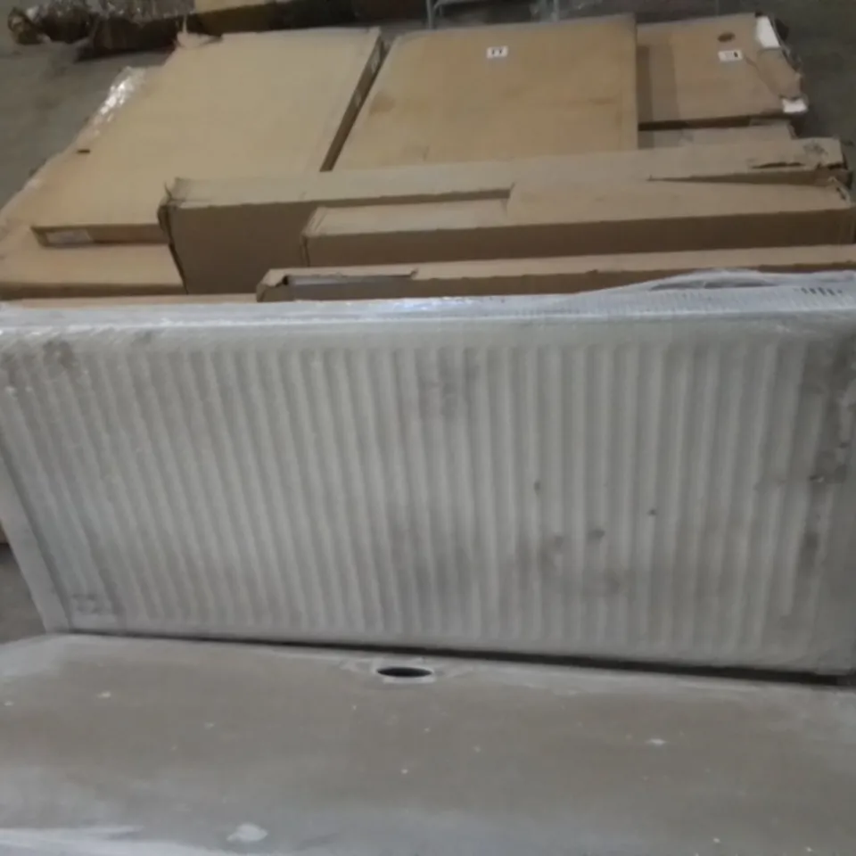 HALCYON STELRAD LARGE RADIATOR IN WHITE