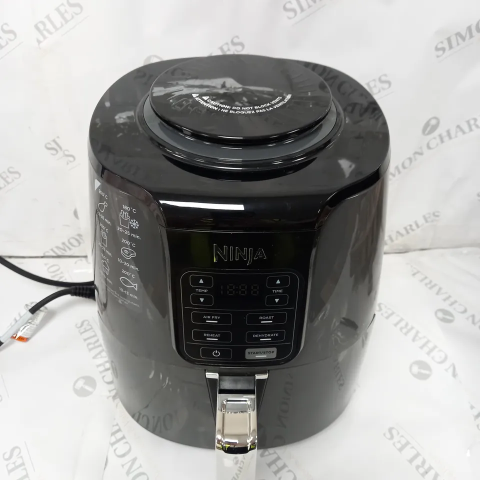 BOXED NINJA AIR FRYER 3.8L AF100UK