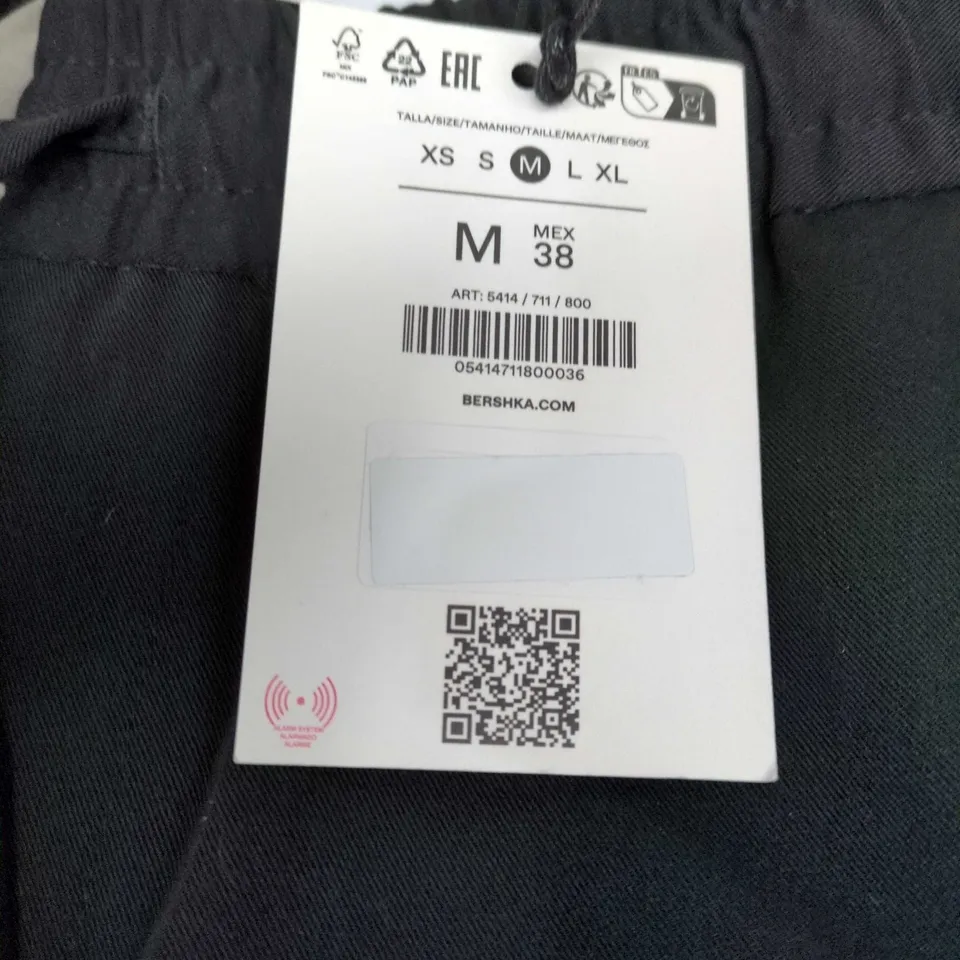 BERSHKA BLACK JOGGER TROUSERS – SIZE M 