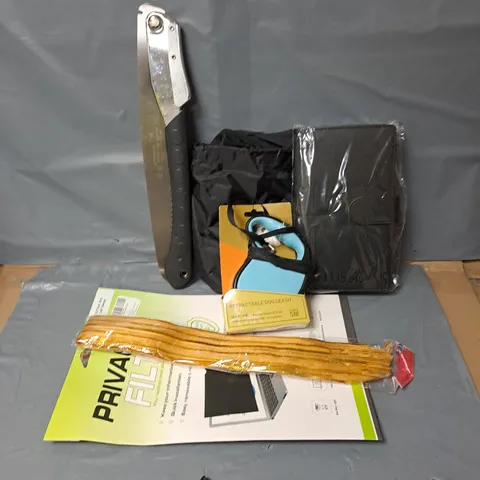 APPROXIMATELY 20 ASSORTED HOUSEHOLD ITEMS TO INCLUDE FOLDABLE SAW, DOG LEAD, PRIVACY FILTER, ETC - COLLECTION ONLY