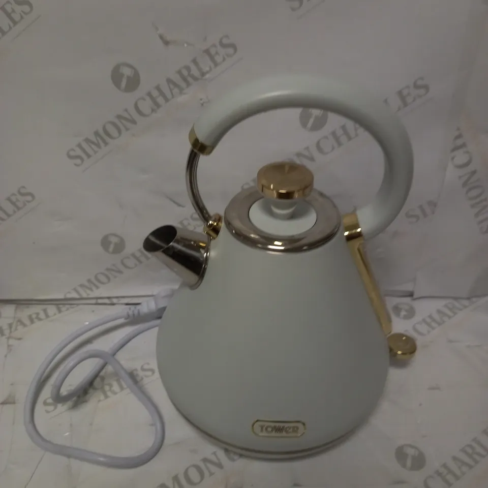 TOWER CAVALETTO PYRAMID KETTLE RRP £44