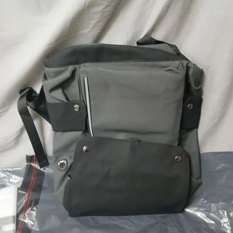 PRIME AMSTERDAM GREY BACKPACK WITH FRONT POCKET AND ADJUSTABLE STRAP