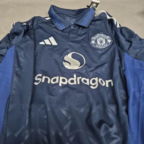 MANCHESTER UNITED AWAY JERSEY - XL