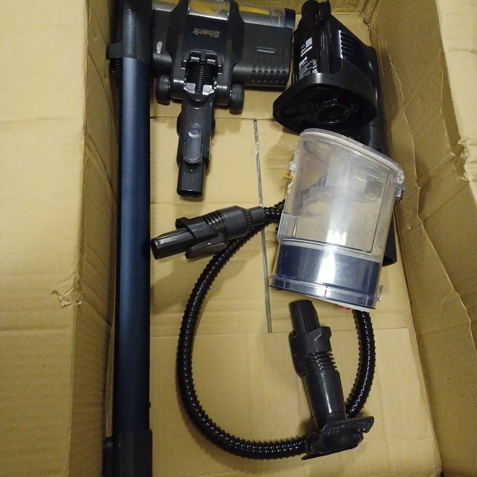 SHARK VACUUM CLEANER 