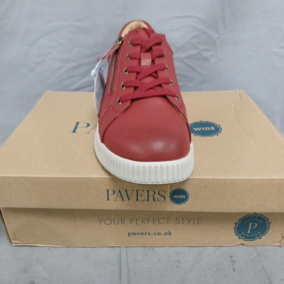 BOXED PAIR OF PAVERS SHOES IN RED SIZE EU 40