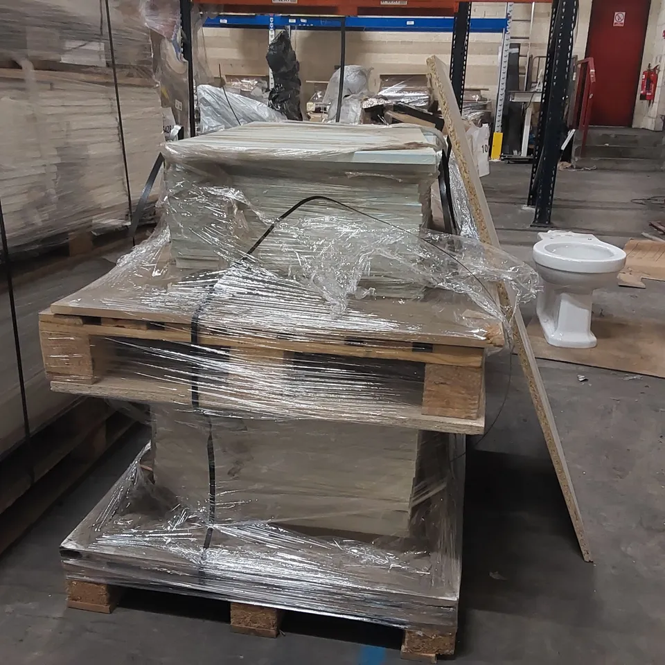 PALLET OF LARGE QUANTITY OF KITCHENS/BEDROOM REPLACEMENT CABINET DOOR/DRAWER/END PANELS IN ASSORTED SIZES