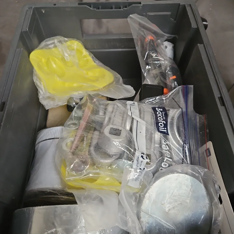 APPROXIMATELY 10 ASSORTED HOUSEHOLD ITEMS TO INCLUDE - UNIBOND , DISHWASHER TABLETS , SCREW HOOKS , ETC 