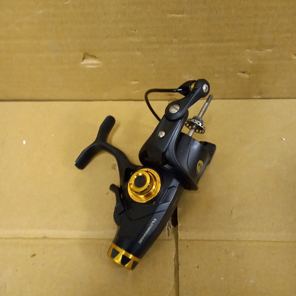 PENN SPINFISHER VI LIVE LINER