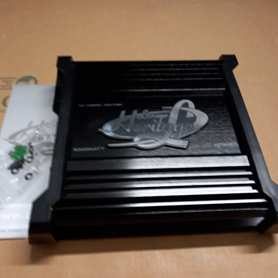LANZAR HERITAGE HTG 137 2000 WATTS MONO BLOCK MOSFET AMPLIFIER