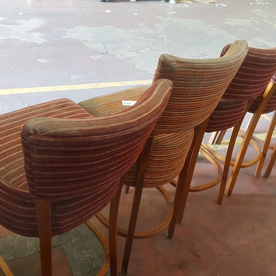 SET OF 5 BAR STOOLS