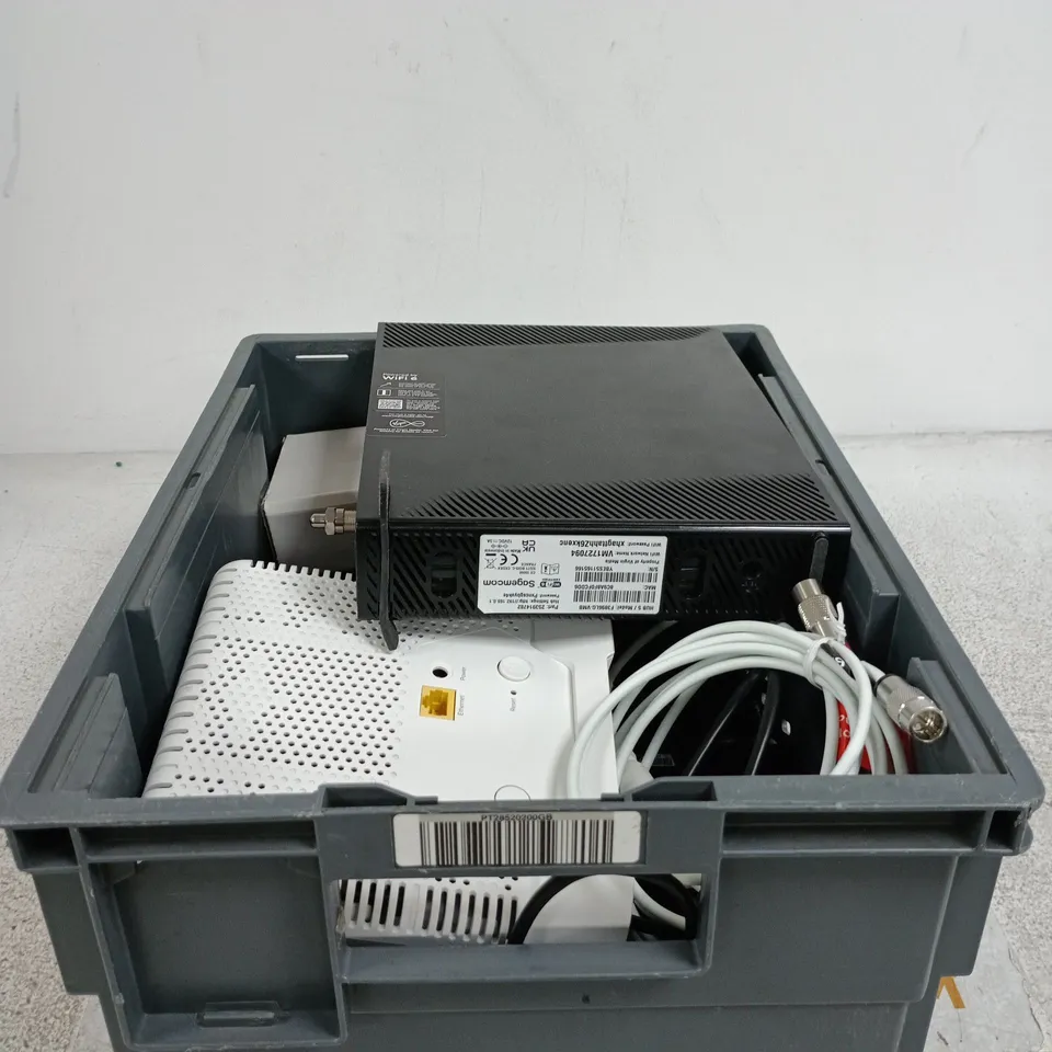TOTE OF APPROXIMATELY 12 ASSORTED HOUSEHOLD ITEMS TO INCLUDE VIRGIN HUB 5 ROUTER, SMART WIFI ROUTER, POWER SUPPLY ETC