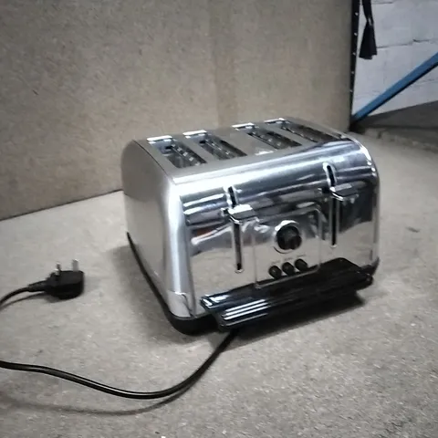 BOXED MORPHY RICHARDS 4 SLICE TOASTER