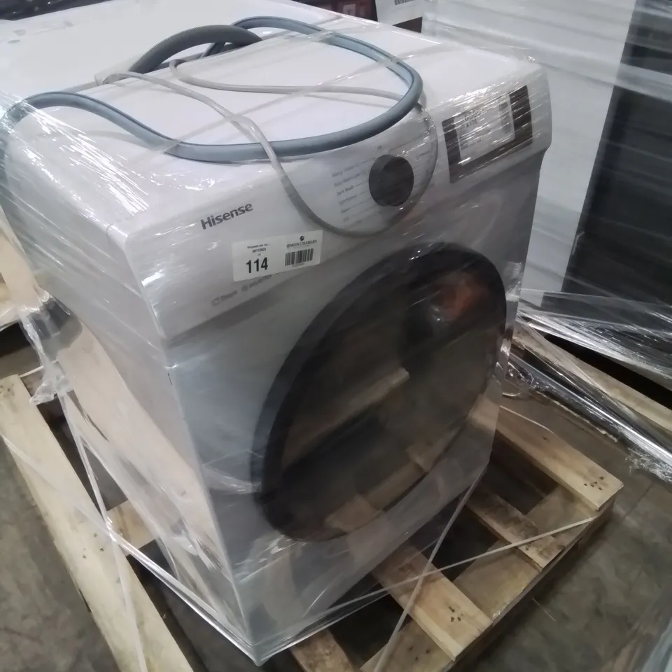 PALLET CONTAINING APPROXIMATELY 2  RAW ELECTRICAL ITEMS TO INCLUDE: